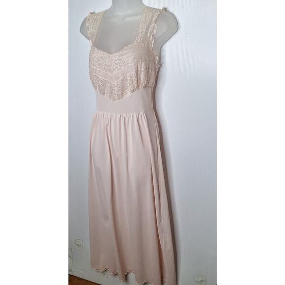 Vintage 60s Radcliffe Long Maxi Nightgown Nylon 38 M/L Lace Coquette Romantic - Picture 2 of 11
